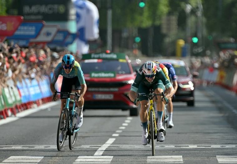 Belgian rider: Van Aert claims shortened Vuelta stage 15 win in high heat