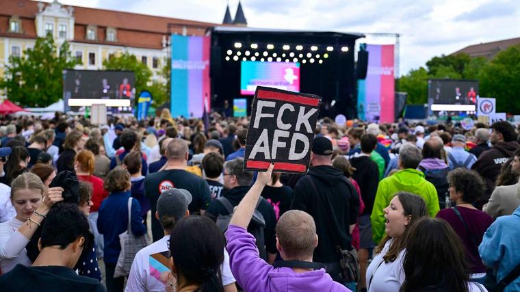 + Diaporama Allemagne «Une vie meilleure sans nazis»: grosse manifestation à Magdebourg 6 23 0