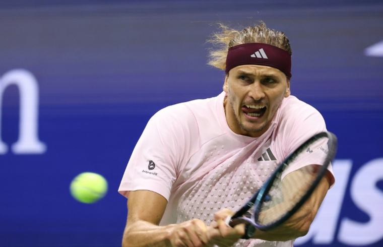 Tennis: At last: Straight sets win over Tabilo puts Zverev in US Open last 16