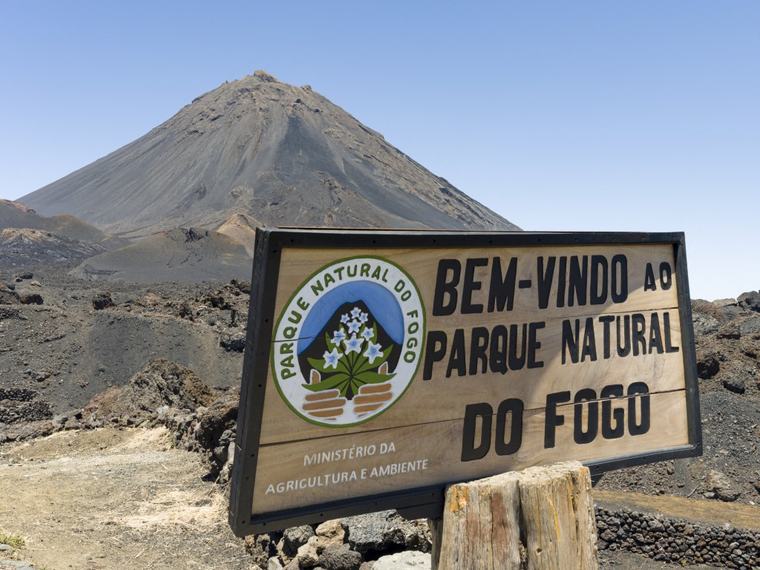 Cap-Vert: Un bus chute de 30 mètres, au moins 24 morts sur l’île de Fogo