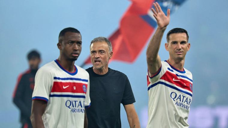 Newsticker Football/Mercato Le PSG prolonge son entraîneur Luis Enrique 31 1.2k 916