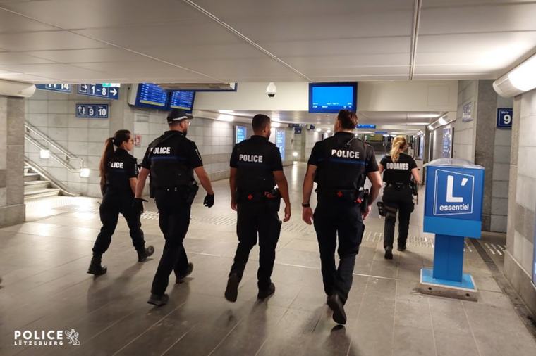 Puer Verstéiss festgestallt: Grouss ugeluechte Policekontroll e Mëttwoch am Garer Quartier