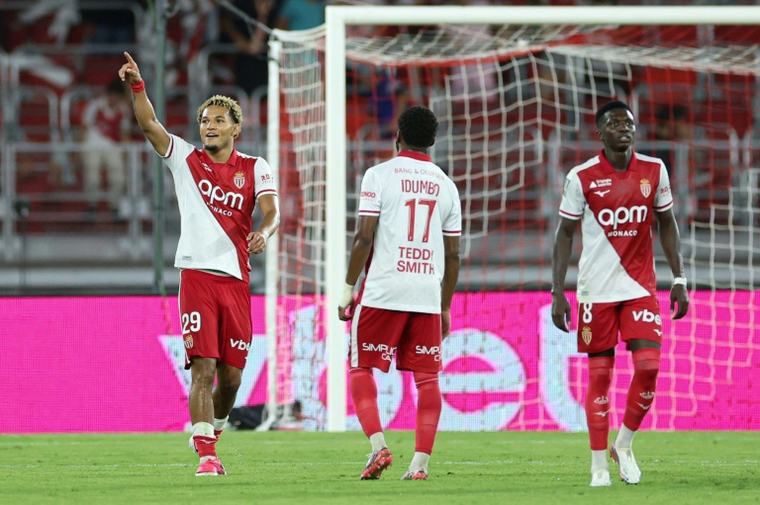 Ligue 1: Vainqueur logique de l'OM, Monaco s'installe en tête