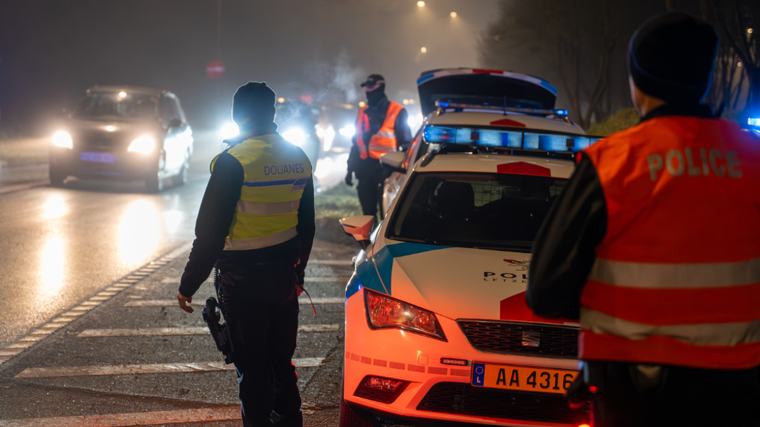 Policekontroll um Fridhaff: 295 Chauffere goufen op Alkohol getest, 15 haten eppes gedronk