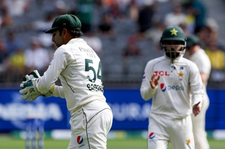 Cricket: Pakistan ditch coaches, send seven players home after England defeats