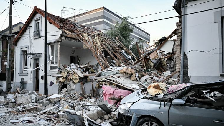 Explosion d'un pavillon: Un enfant de 2 ans tué et sept personnes blessées à Aubervilliers