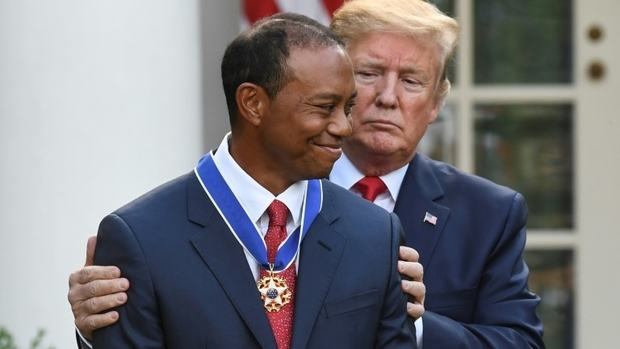 Affär vun Alkohol hannert dem Steier: Den Tiger Woods wëll viru Geriicht net méi op "Net schëlleg" plaidéieren