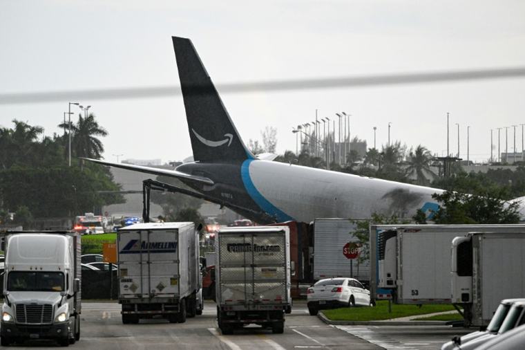 Miami: Op d'mannst fënnef Doudeger bei Accident vun Amazon-Cargofliger