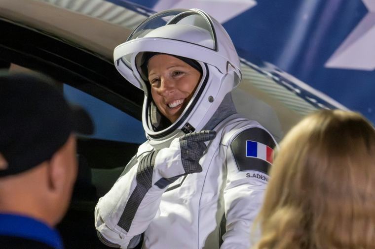 "Spacewalk": Troisième sortie dans l'espace 100% féminine pour Sophie Adenot